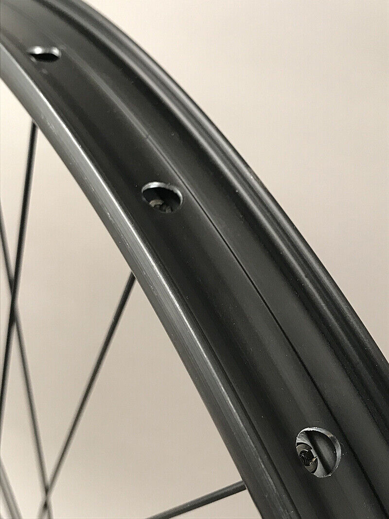 WTB ST I30 29er Mountain Bike Wheelset Tubeless 6 Bolt Disc Shimano HG 15x100 front axle, 12x142 rear axle