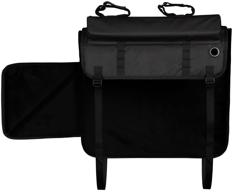 raceface-t3-tailgate-pad-black-2-bike