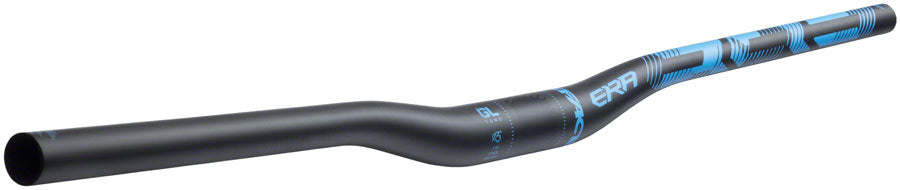 raceface-era-handlebar-carbon-800mm-20mm-35-0-8-deg-blue