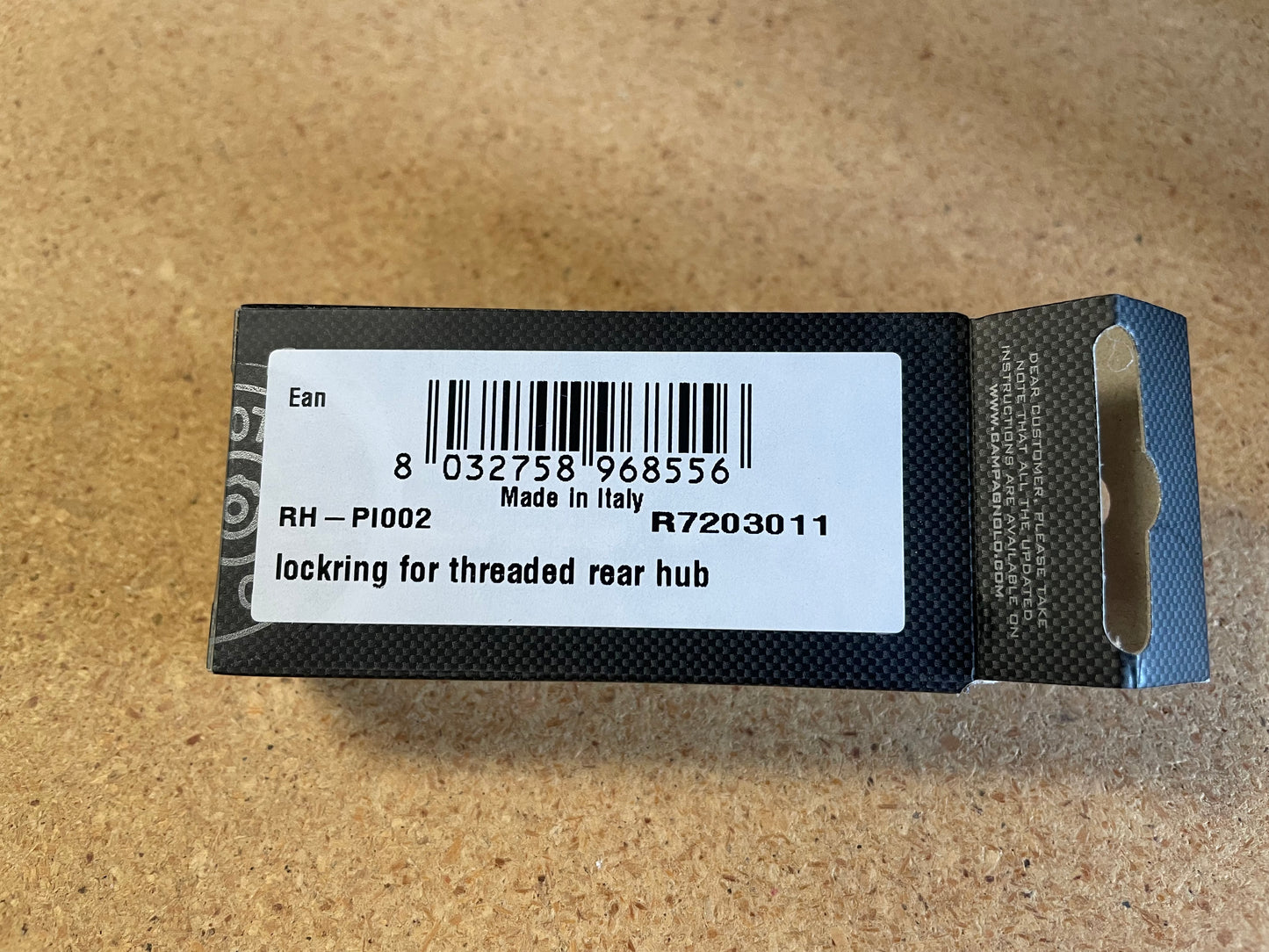 New Campagnolo Pista lockring for Campy track hubs