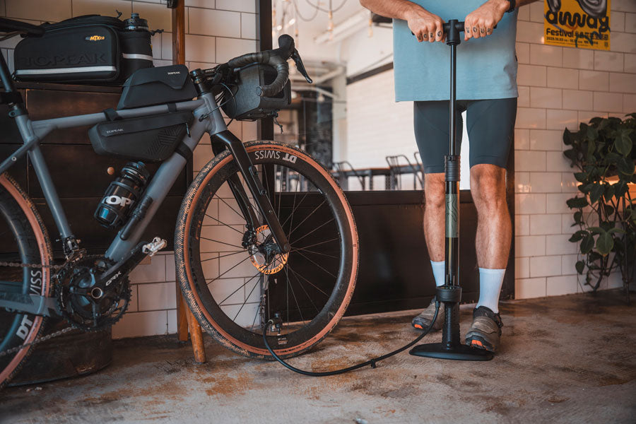 topeak-joeblow-mountain-x-digital-floor-pump