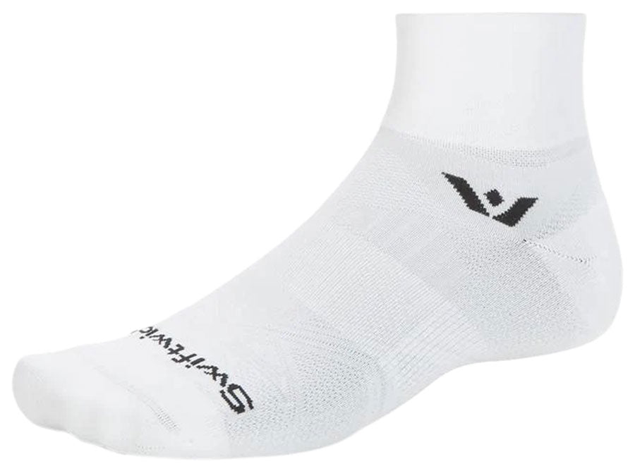 Swiftwick Aspire Quarter Crew Socks - Circuit White, Large