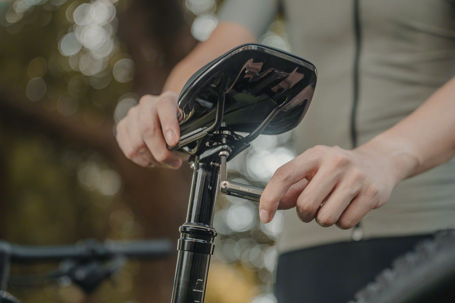 topeak-nano-7-multi-tool-black-gray