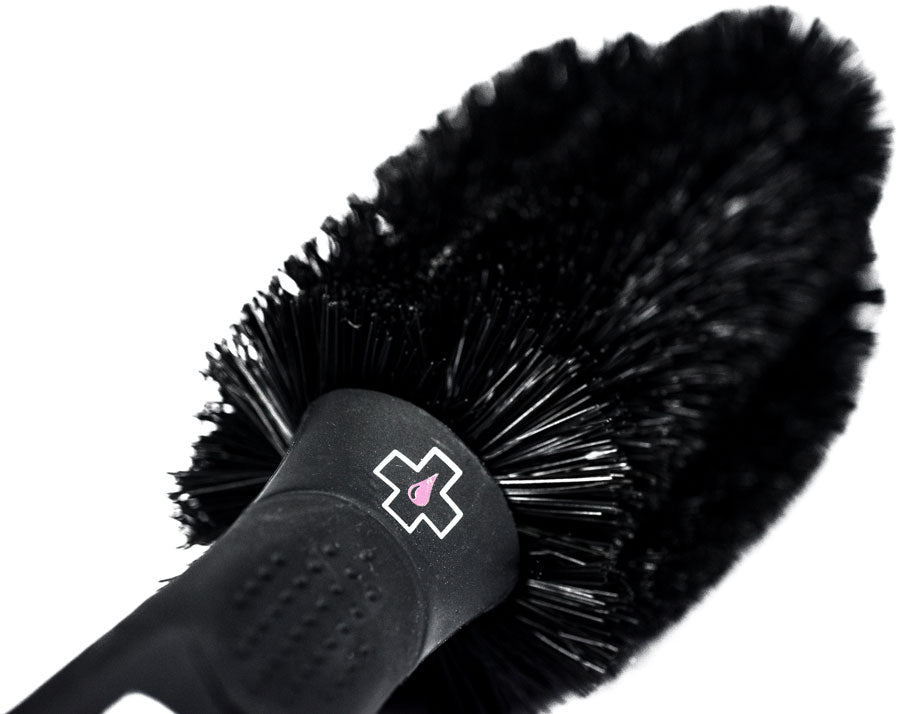 muc-off-wheel-component-brush