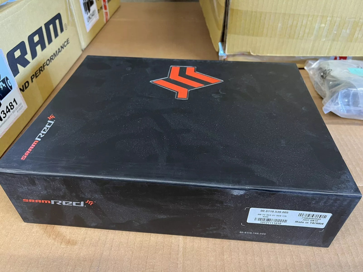 SRAM RED AXS Crankset - 175mm, 12-Speed, 48/35t, Direct Mount, DUB Spindle Interface, Natural Carbon, D1