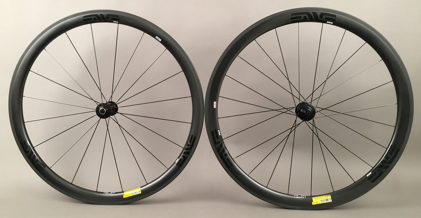 Enve SES 3.4 Carbon Tubeless Clincher Wheelset DT 240 Hubs