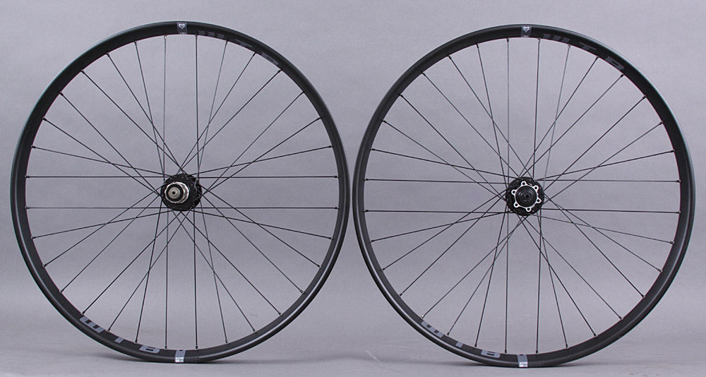 WTB Asymmetric I35 27.5 650b Wheels Novatec 4 in1 Hubs thru & QR