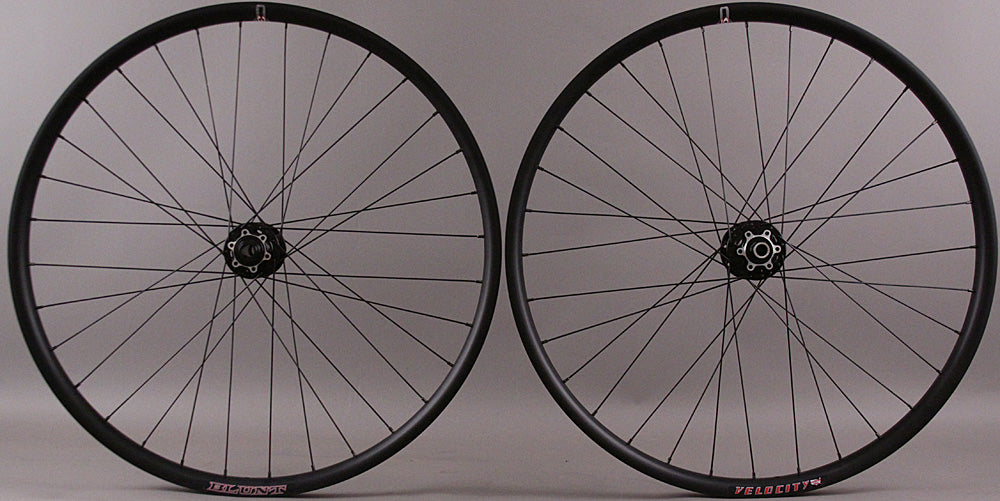 VELOCITY BLUNT 35 650B 27.5 Wheelset Novatec Convertible Hubs