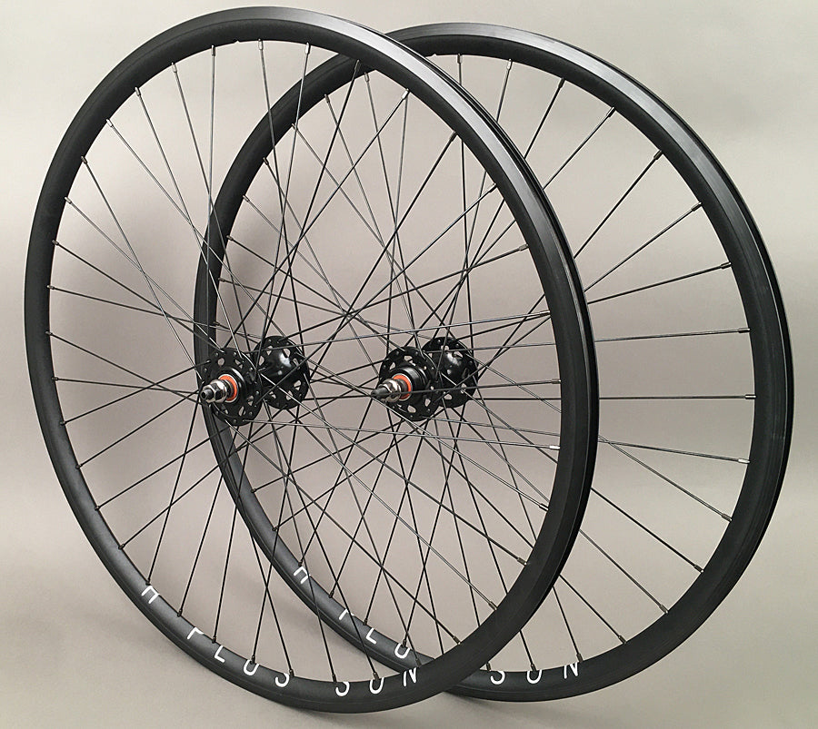 H + Plus Son Archetype Black fixed gear Track Bike Wheelset 36 spoke