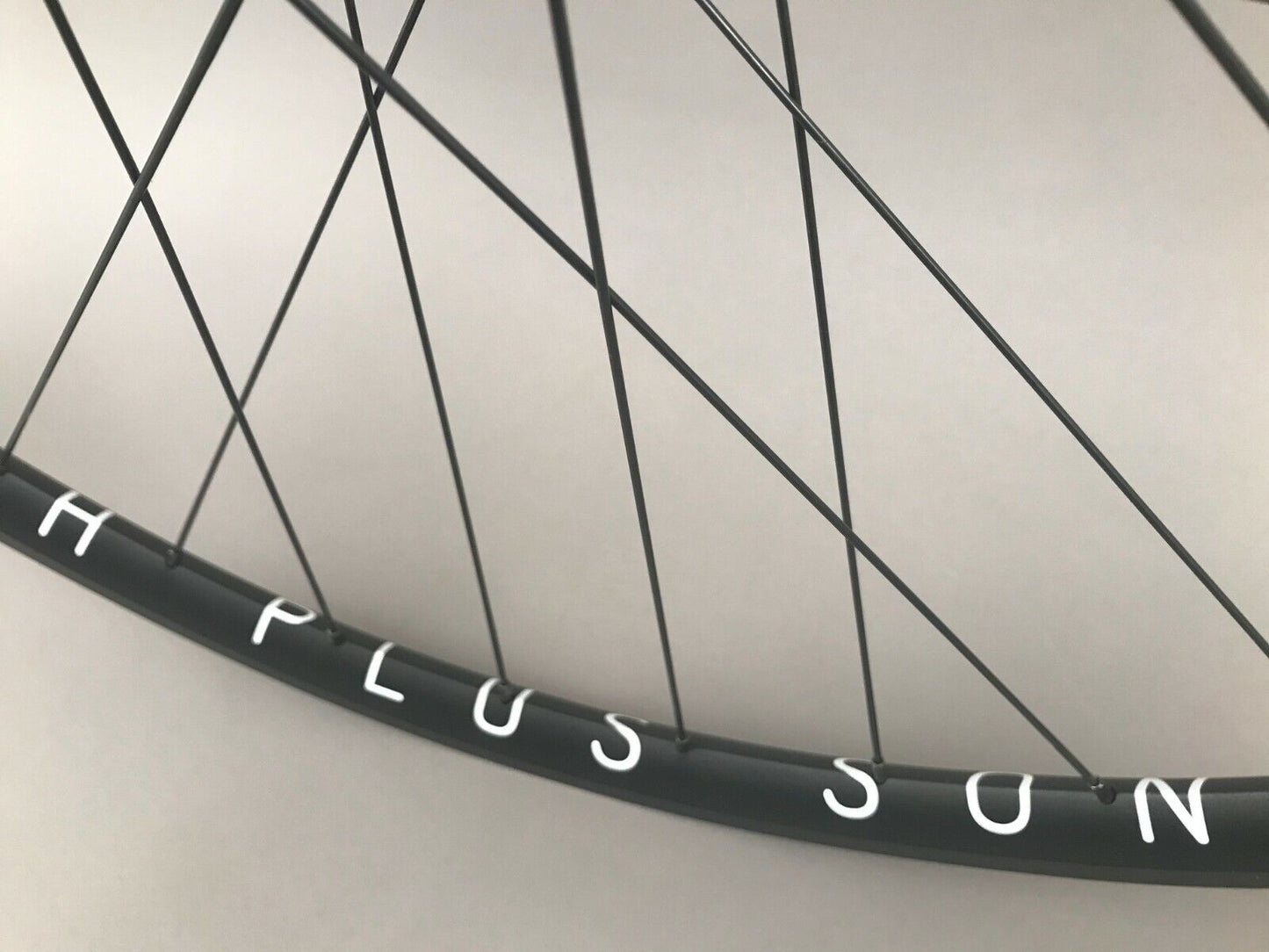 H + Plus Son Black Archetype w Suzue Track Hubs Wheels 36h