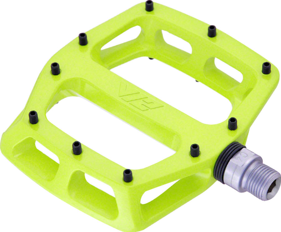 DMR V12 Pedals Flat/Platform Pedals 9/16" Green