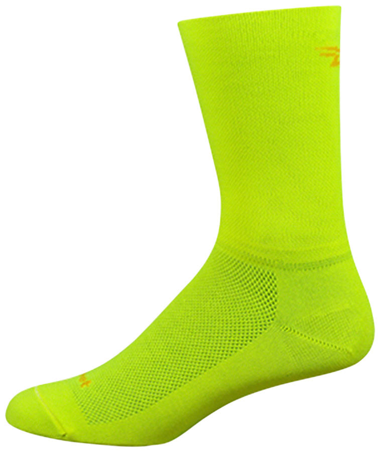 DeFeet Aireator D-Logo Double Cuff Socks - 6 inch, Hi-Vis Yellow, Medium