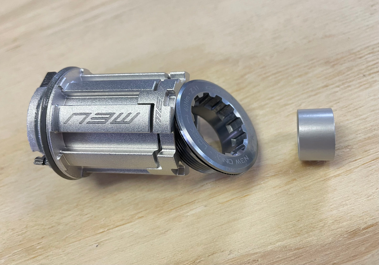 New Take-Off Campagnolo N3W 33mm COMPLETE Freehub Body WTO Ultra & Shamal Carbon