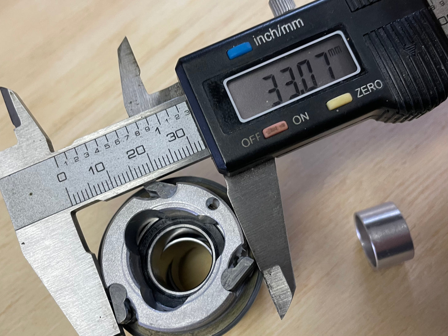 New Take-Off Campagnolo N3W Freehub Body FH-N3Wa33 for 33mm axle Bora Ultra Shamal Carbon