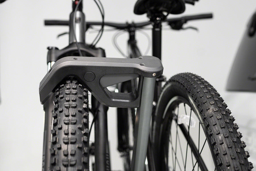 saris-superclamp-hitch-rack-2-bike