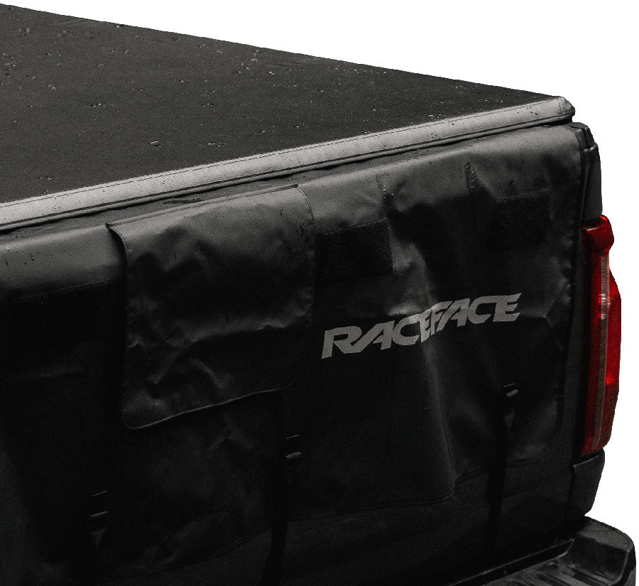 race-face-stash-tailgate-pad-black-mid