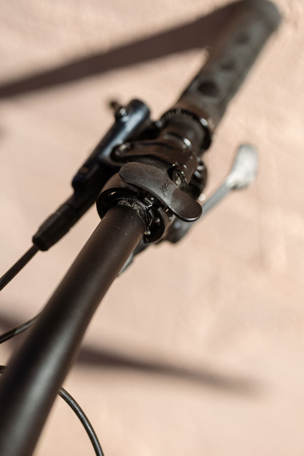 knog-oi-prima-bell-anthracite-small