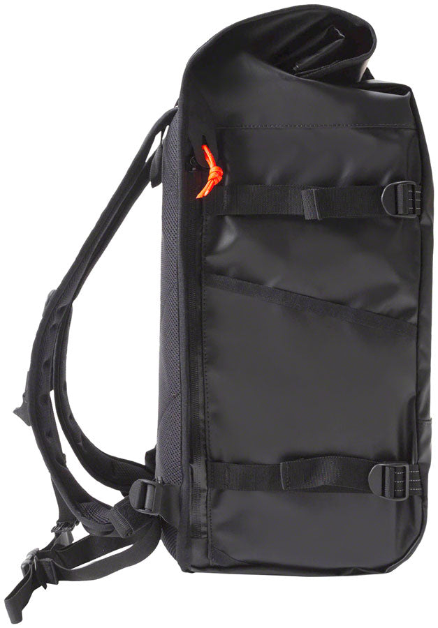 restrap-rolltop-backpack-40l-black