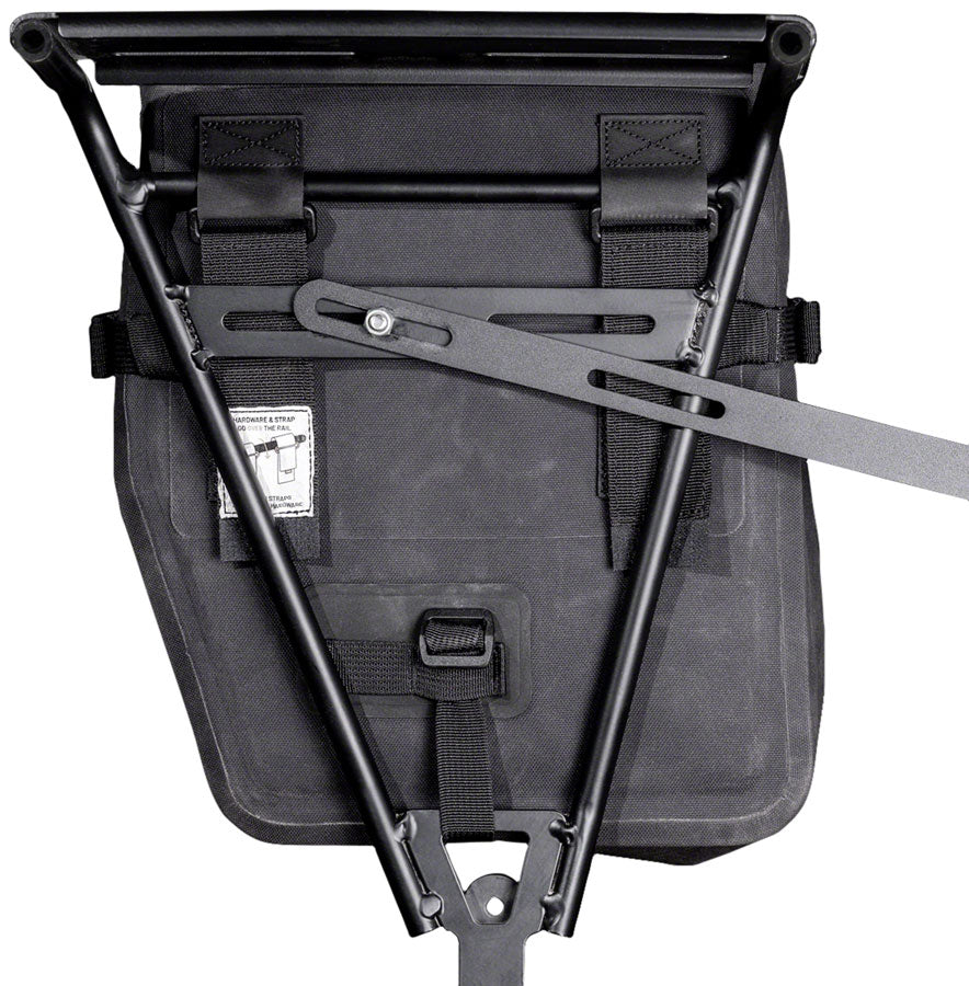 old-man-mountain-ponderosa-panniers-13l-pair-black