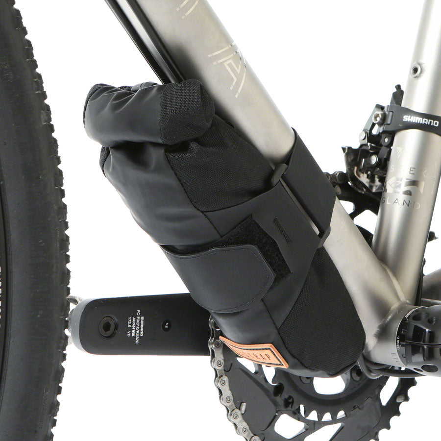 restrap-downtube-bag-black