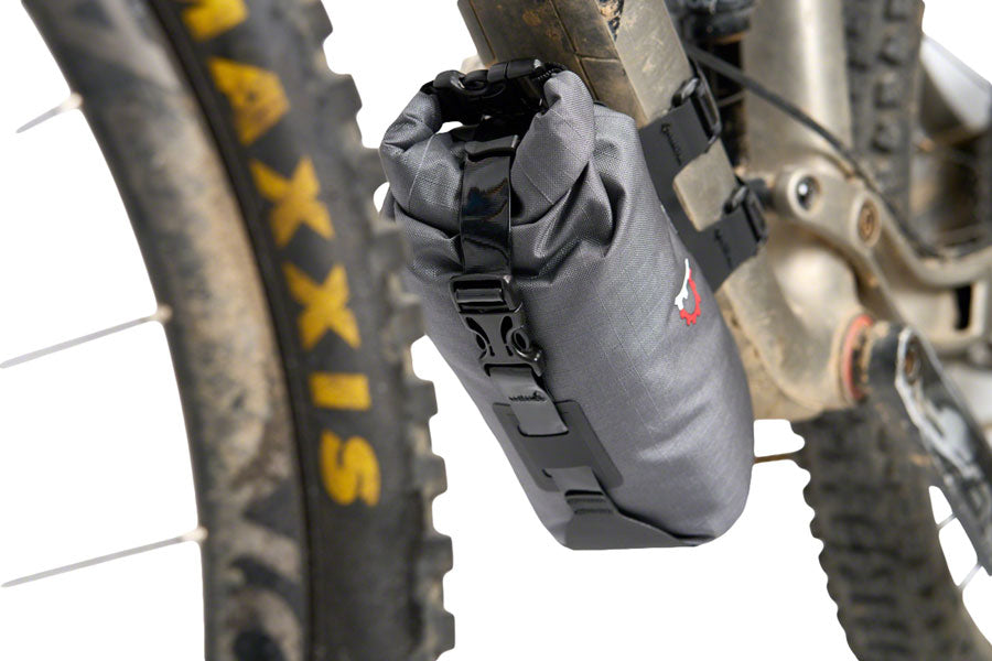 revelate-designs-joey-downtube-bag-black-2l