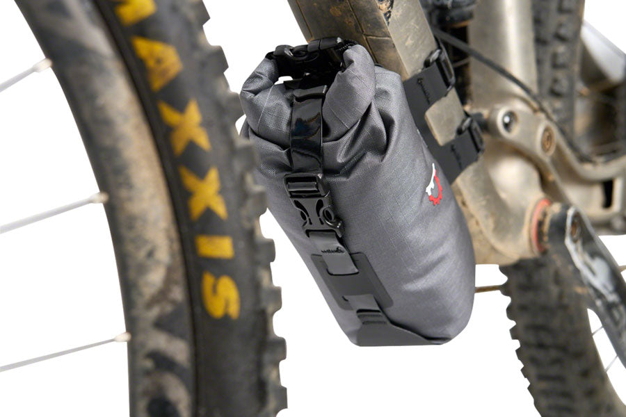 revelate-designs-joey-downtube-bag-black-1l