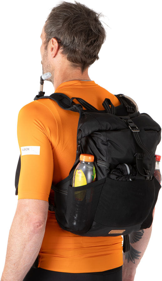 restrap-rolltop-hydrationvest-14l-black-large-x-large