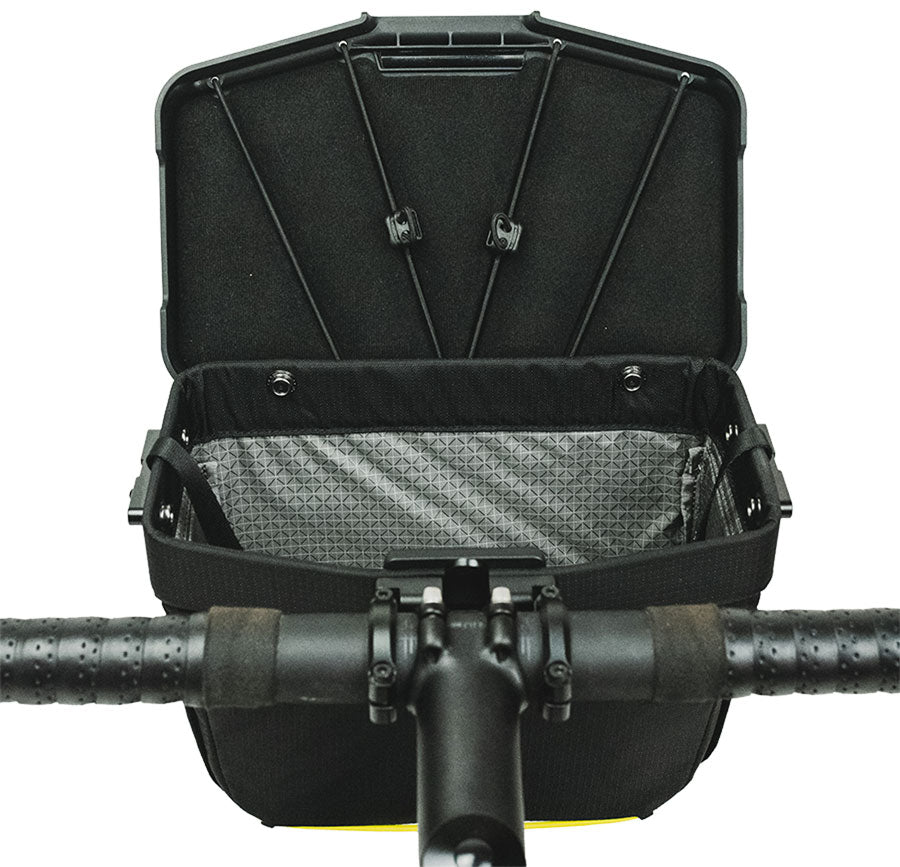 route-werks-the-big-handlebar-bag-black