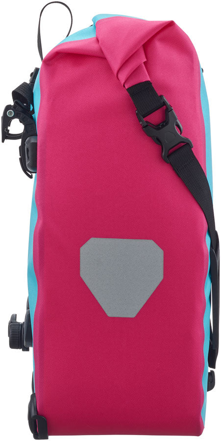 ortlieb-back-roller-cyber-pannier-20l-cyber-blue-pink