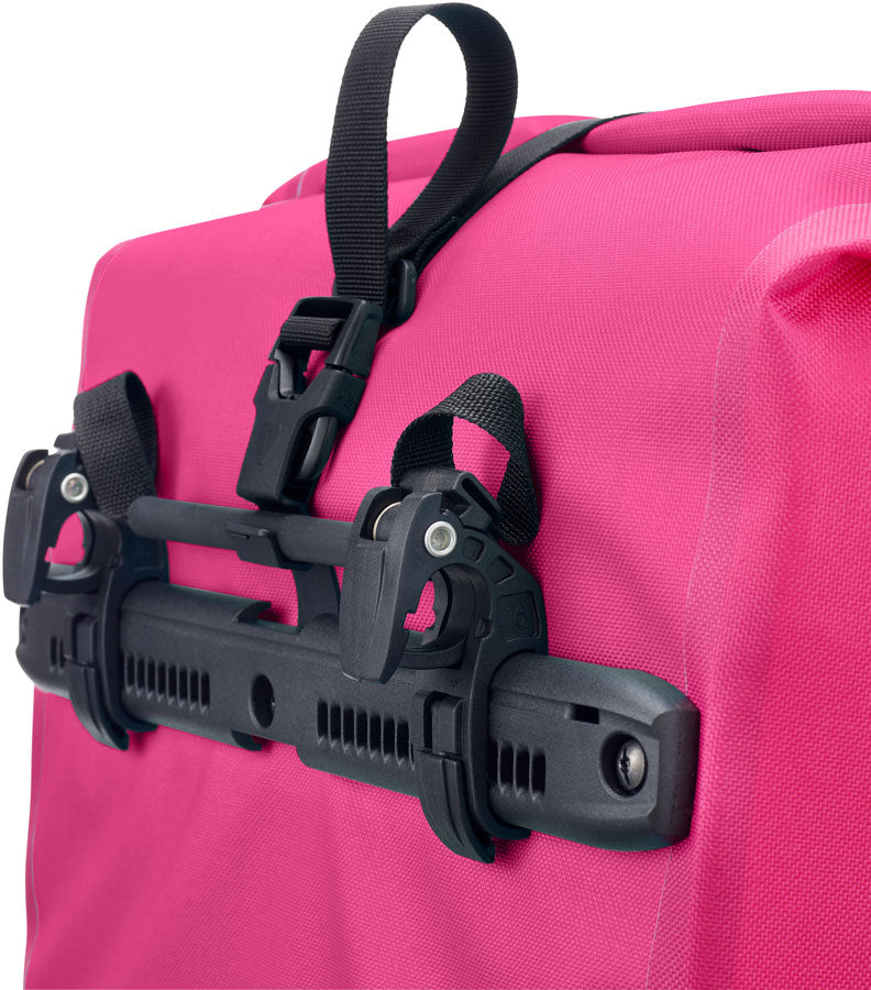 ortlieb-back-roller-cyber-pannier-20l-cyber-pink
