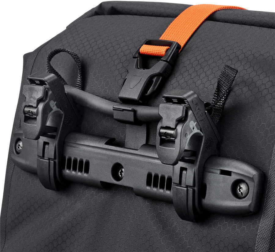 ortlieb-gravel-pack-pannier-single-14-5l-dark-black-matte
