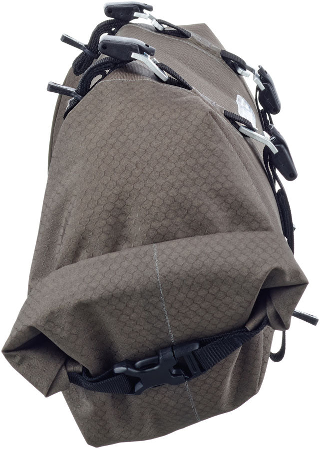ortlieb-handlebar-pack-flex-9l-dark-sand