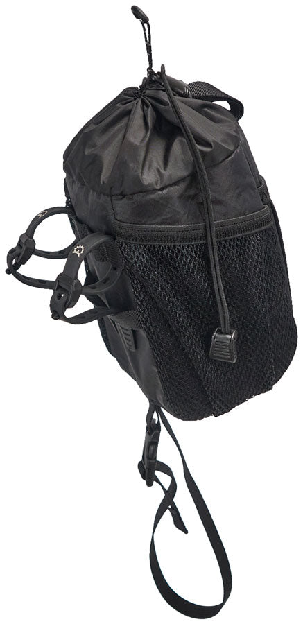 revelate-designs-mountain-feed-bag-black-1