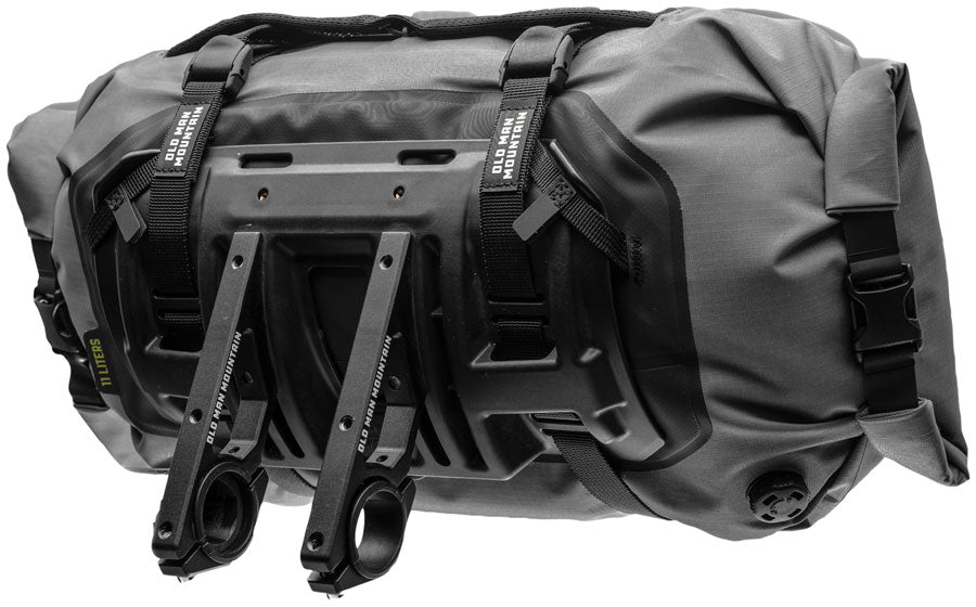 old-man-mountain-manzanita-cradle-and-bag-11l-side-load-bag