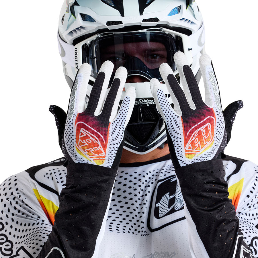 troy-lee-designs-air-glove-optic-white-black-2x-large
