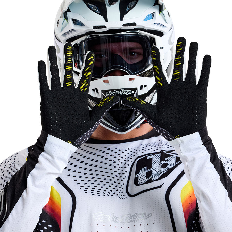 troy-lee-designs-air-glove-optic-white-black-2x-large