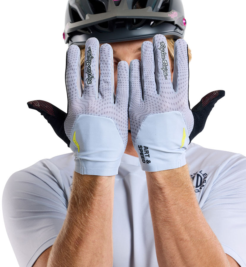 troy-lee-designs-ace-glove-radioscape-mist-large