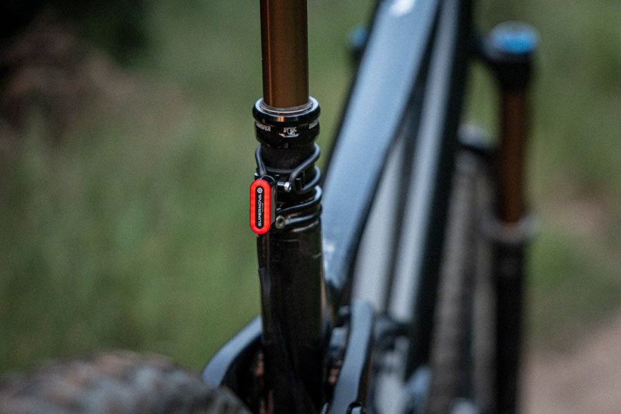 supernova-tl3-mini-6v-seatpost-light-black