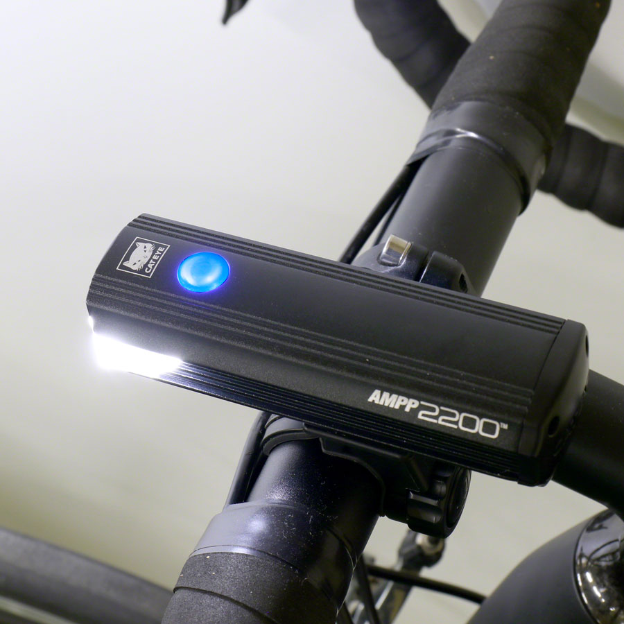 cateye-ampp2200-headlight-black