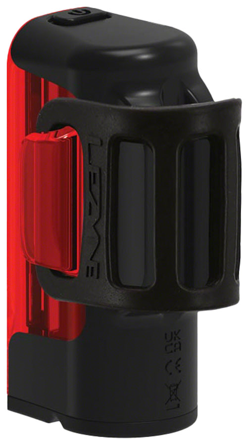lezyne-strip-pro-ai-alert-400-taillight