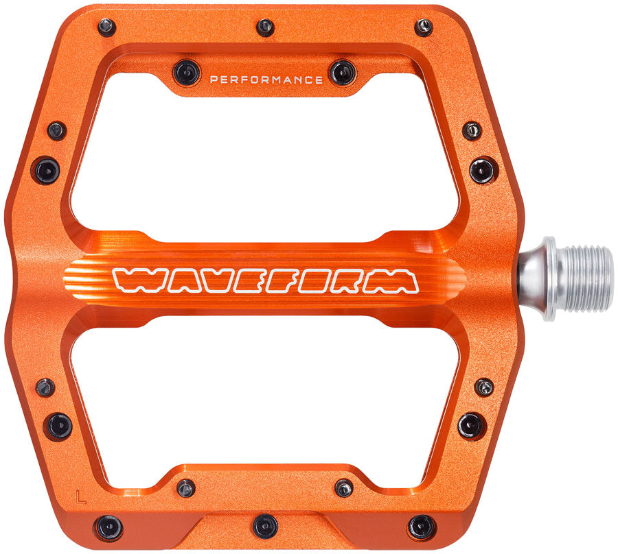 wolf-tooth-waveform-performance-pedals-orange-large