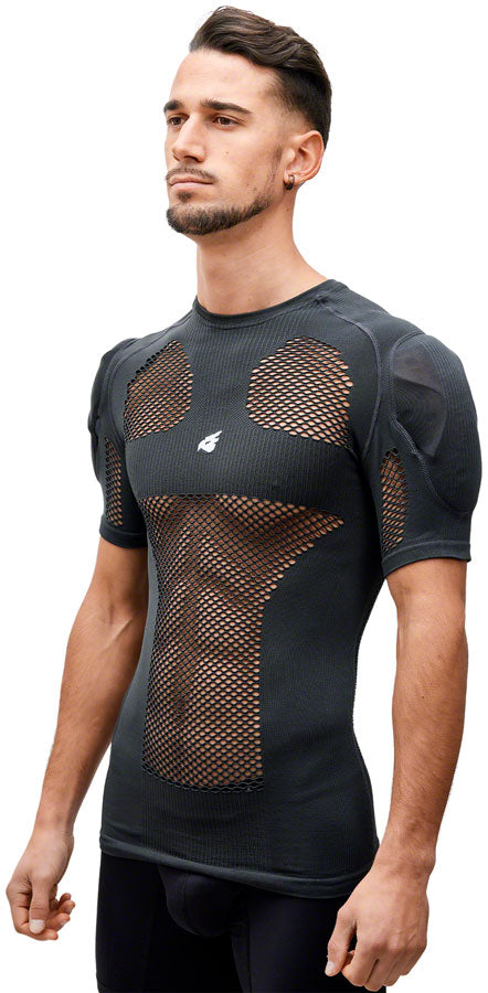bluegrass-seamless-b-and-s-d30-body-armor-black-large-x-large