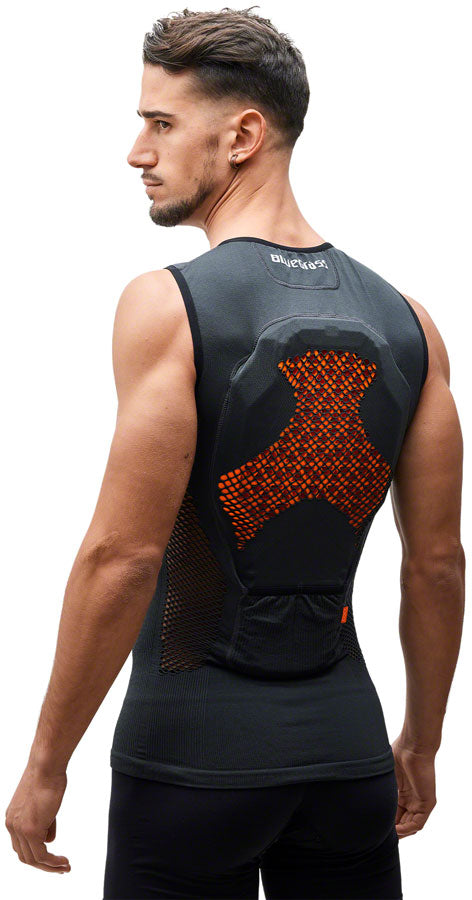 bluegrass-seamless-lite-d30-body-armor-black-small-medium