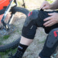 g-form-e-line-knee-pads-black-medium