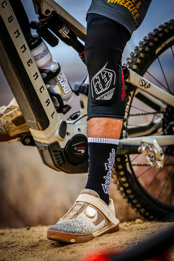 troy-lee-designs-speed-pro-knee-sleeves-black-x-small-small