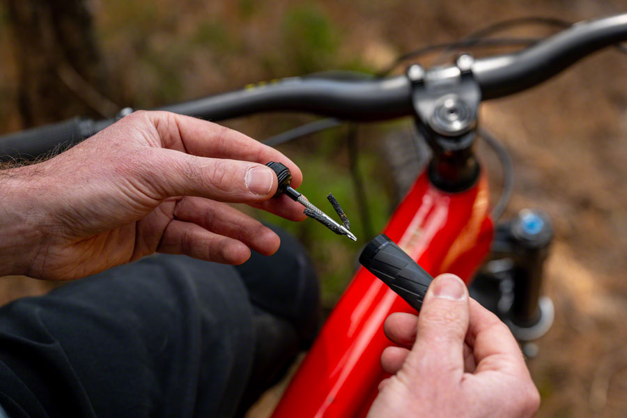 muc-off-precision-tubeless-repair-capsule-black