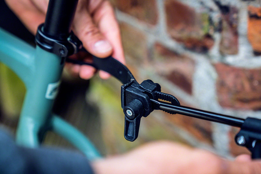 ortlieb-quick-rack-rear-mount-bike-rack-quick-release-black