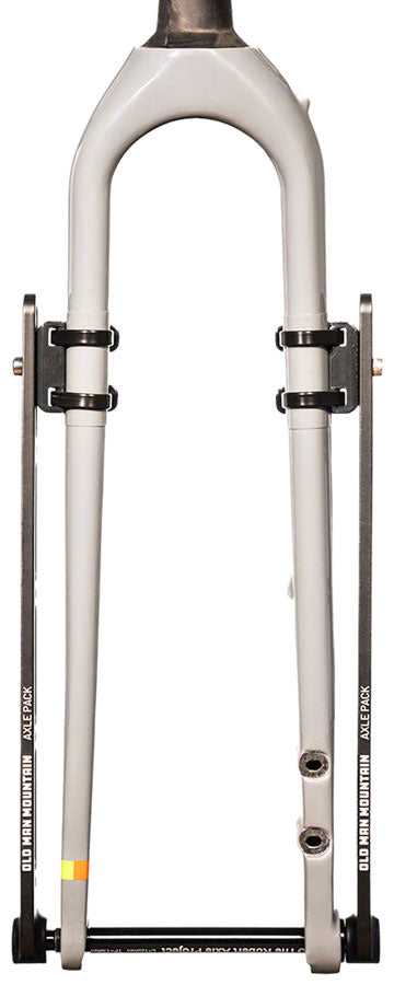 old-man-mountain-axle-pack-fork-mount-rack