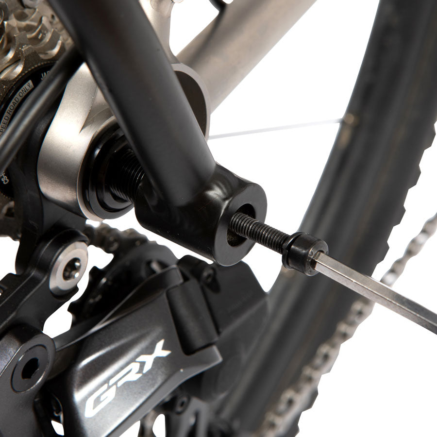 restrap-switch-rear-rack-1-75mm-threadpitch-black