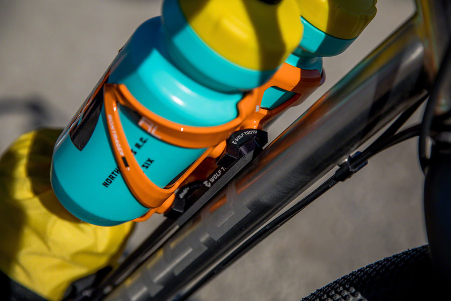 wolf-tooth-b-rad-half-bottle-cage-adapter